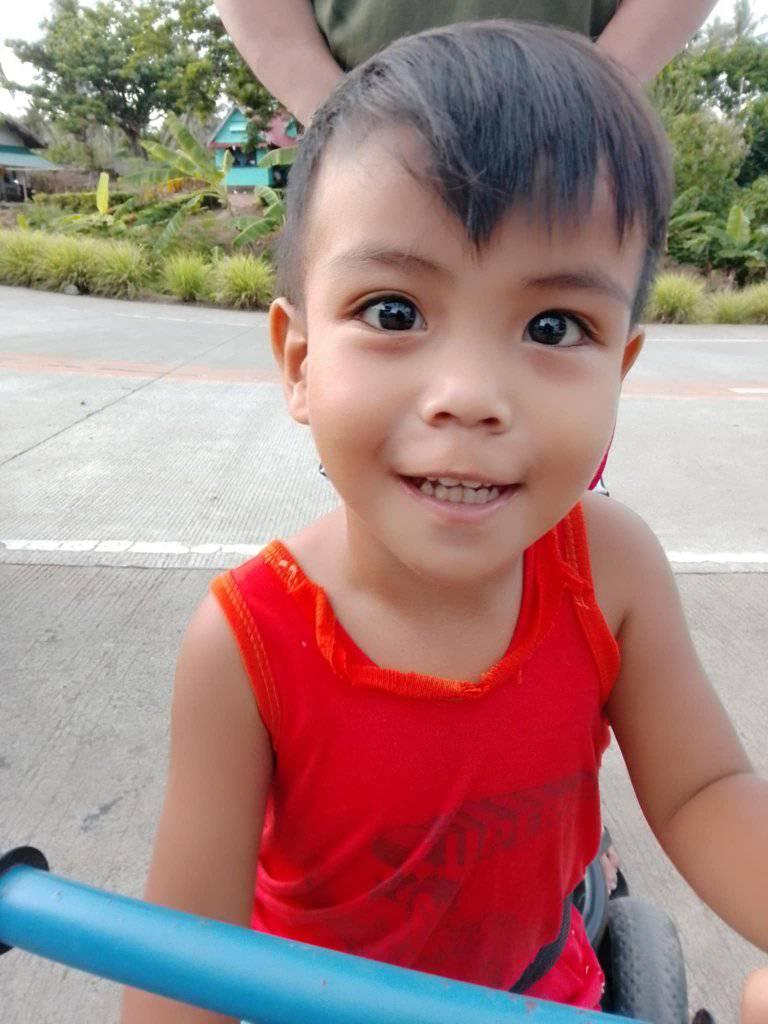 🥰ang cute🥰🫰😘 #siblingsbonding #bukopapastidyo #loveyoutwo | Rosan ...
