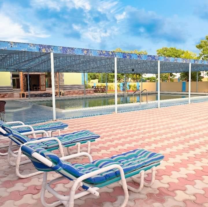 RR Farmhouse | Karachi