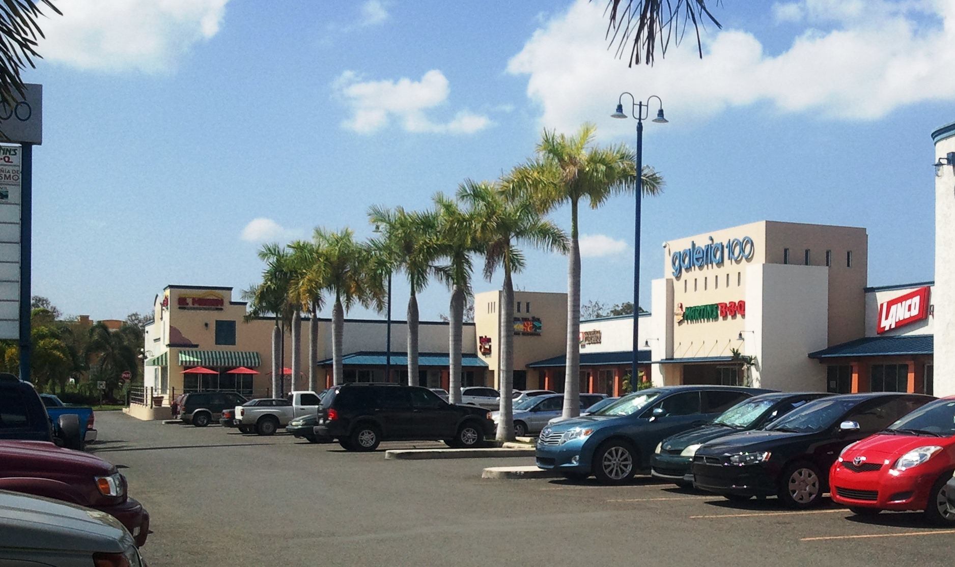 Galeria 100 Shopping Center | Cabo Rojo