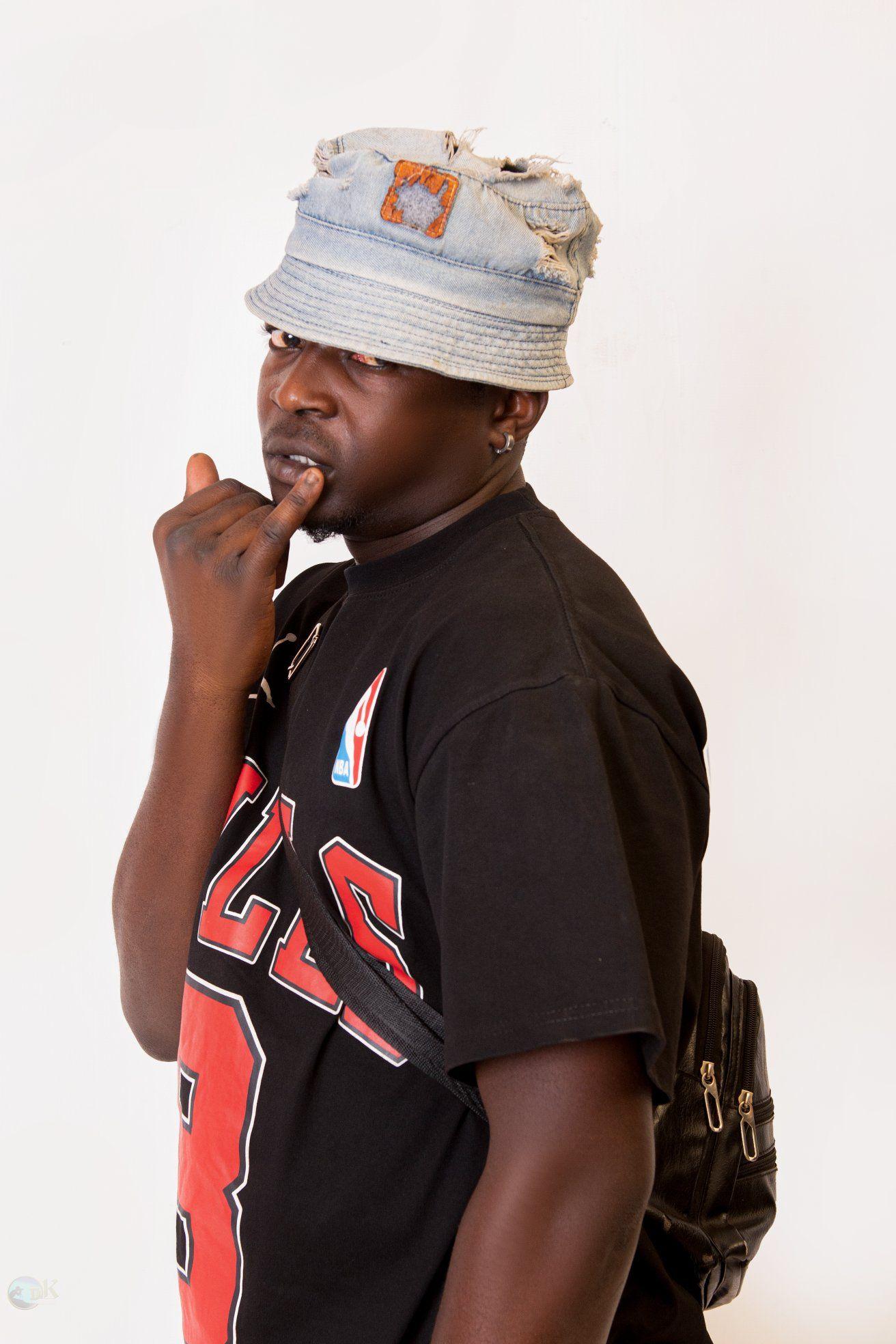 F Low Nauu Rapper