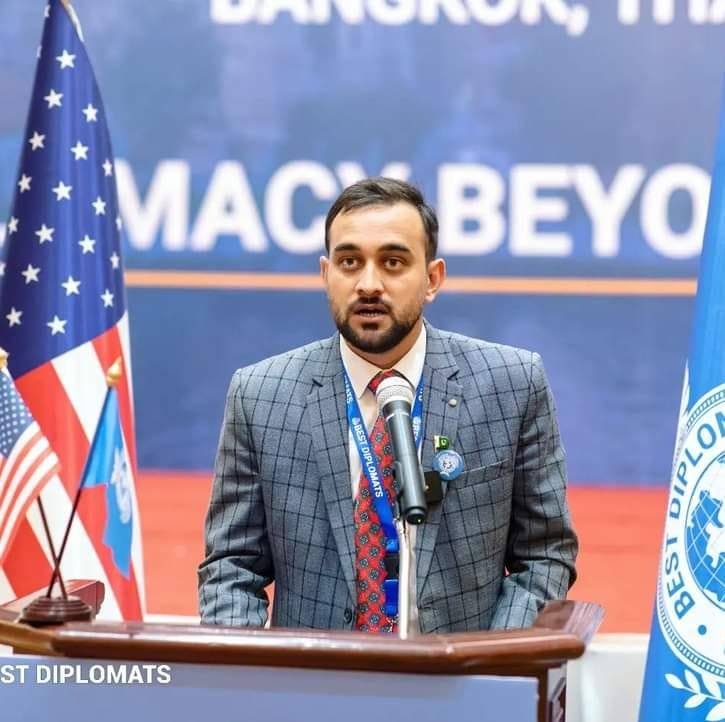 وزیراعظم افتخار گیلانی کی کشمیر کونسل کے نو منتخب ممبران کی تقریب حلف ...