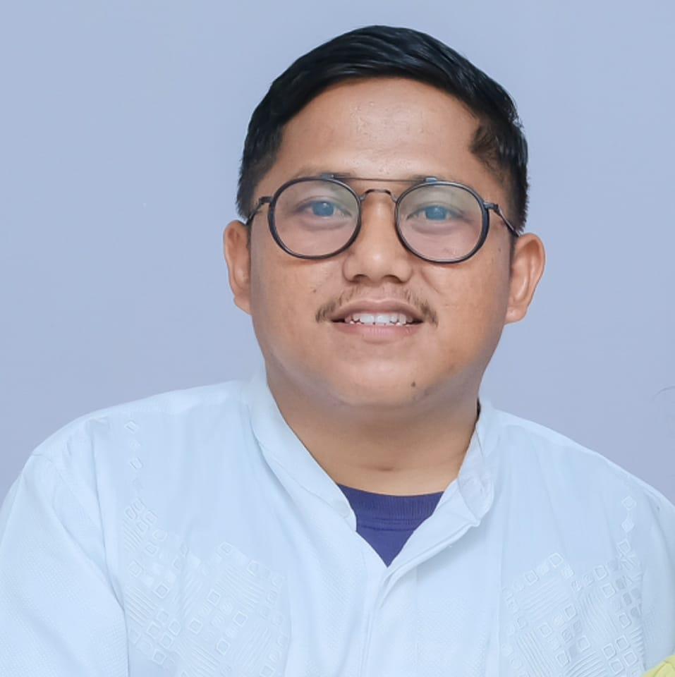 Semoga yang mendengar dan membagikan ayat ini rezekinya melimpah 🤲🤲🤲 ...