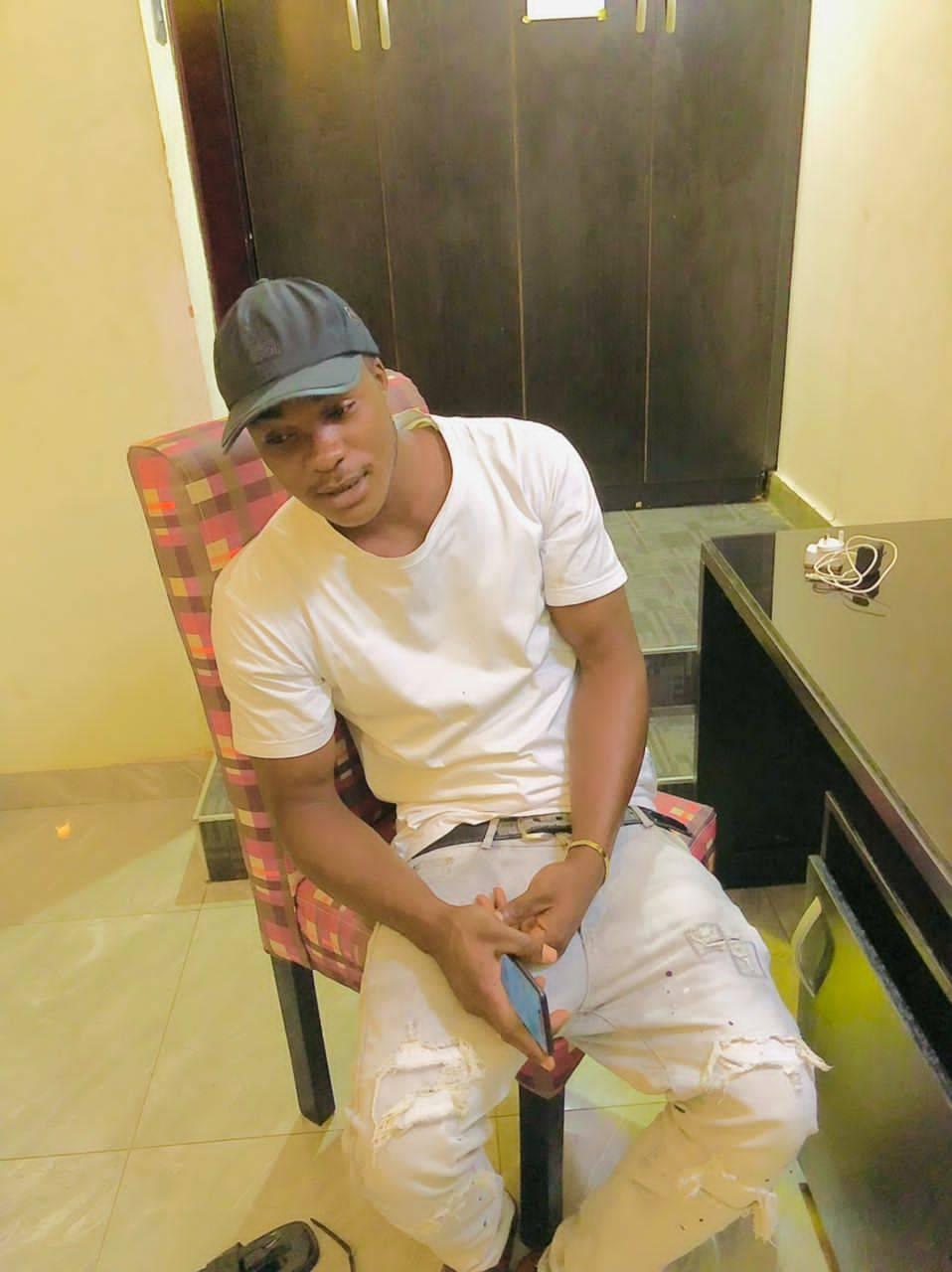 Poco lee and crew dancing to Seyi Vibez “Pansa” 🔥🔥 | Entertainment Daily