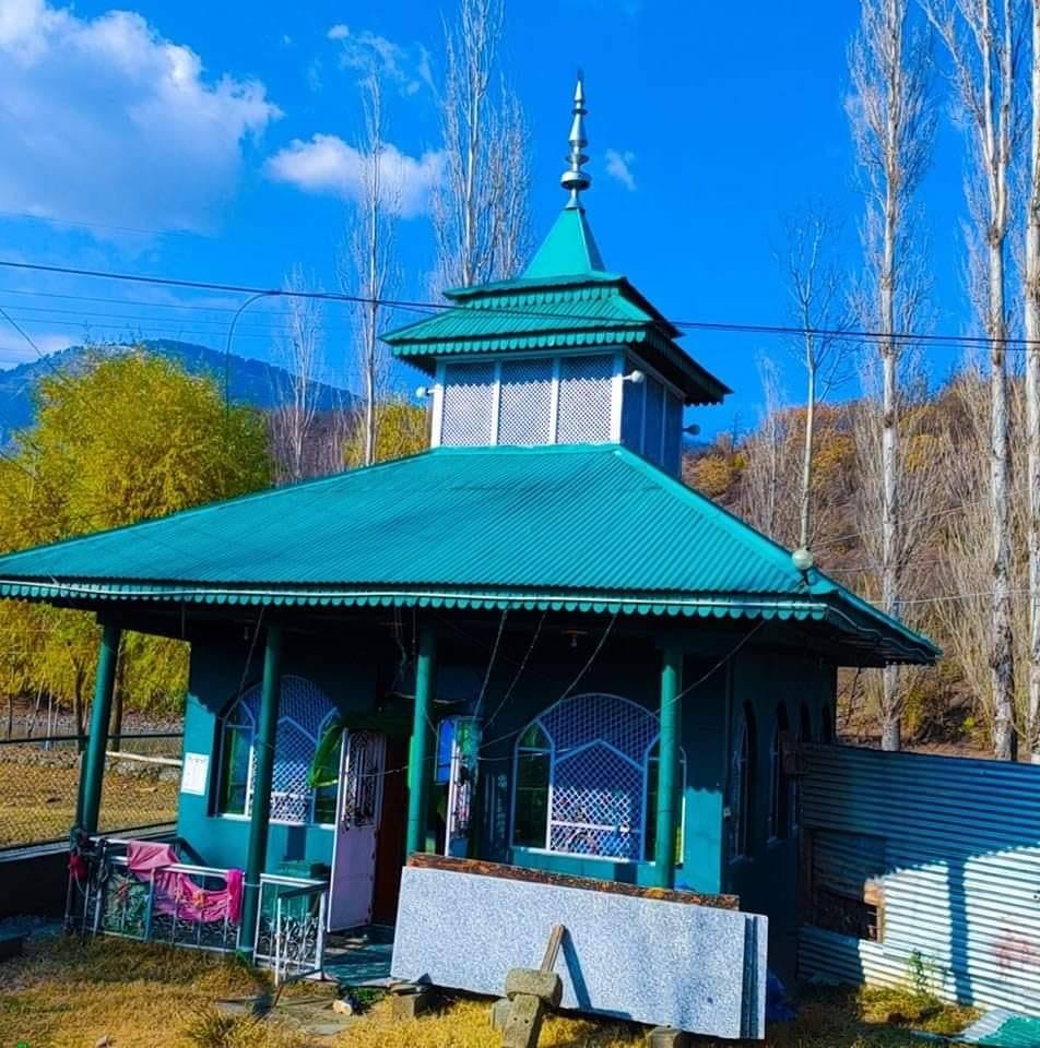 Voice of Sheeri Baramulla