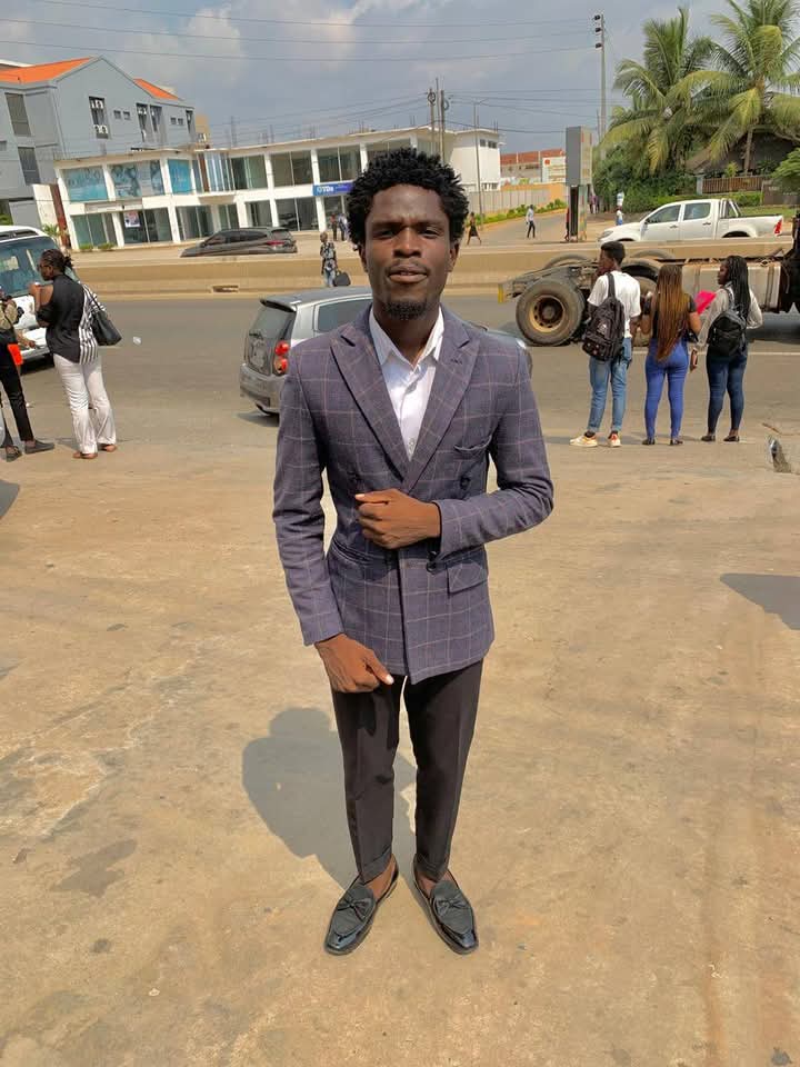 Rap - O rapper Plutônio chegou a Angola na manhã desta quinta-feira, 05 ...