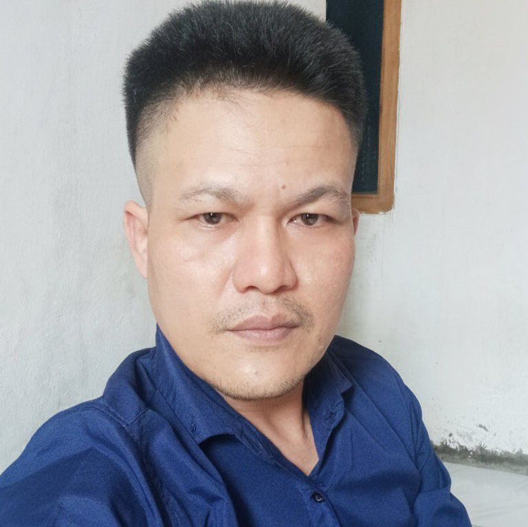 Andi Ahmad R