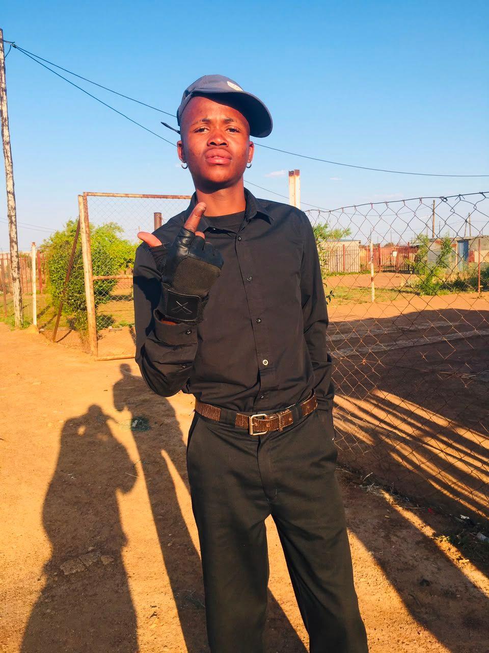 Intsimbi K Petleki