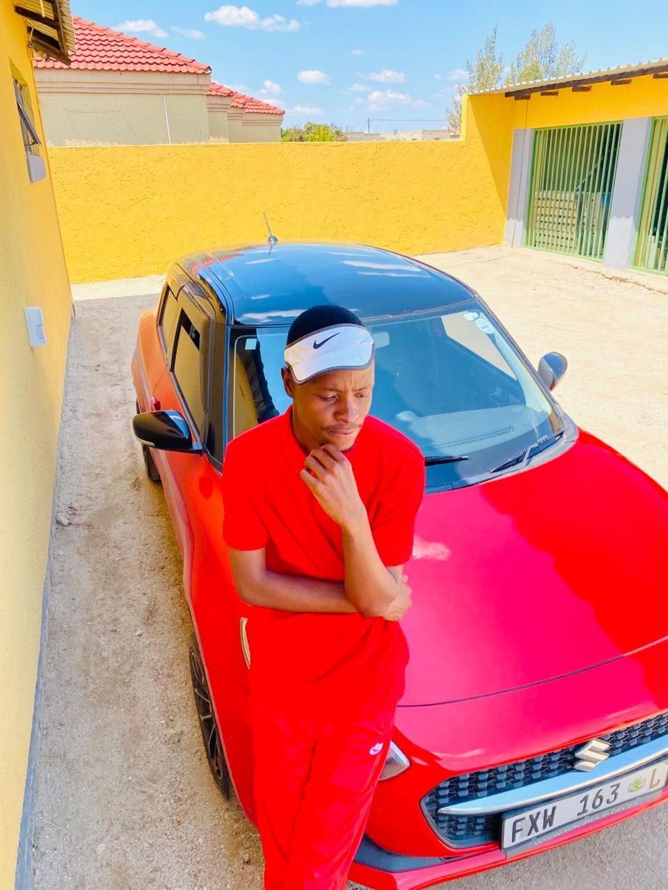 Warra Mathanda Molokomme