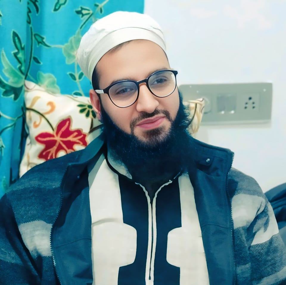 یہ دیکھے مرتدوں کی جماعت https://www.facebook.com/profile.php?id=100 ...