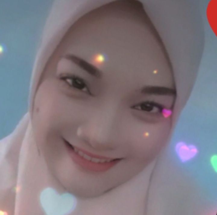 Ade Rosa Lupinawangsih