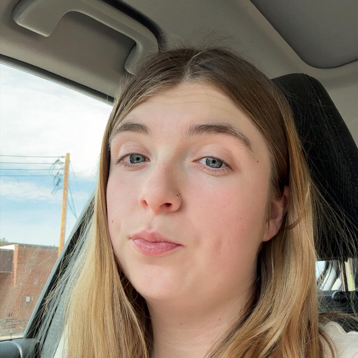Aivree Halfhide