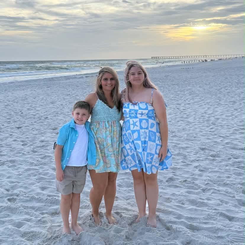Natasha Ritchie (@natasha.ritchie.615521) • Facebook, Connect with friends