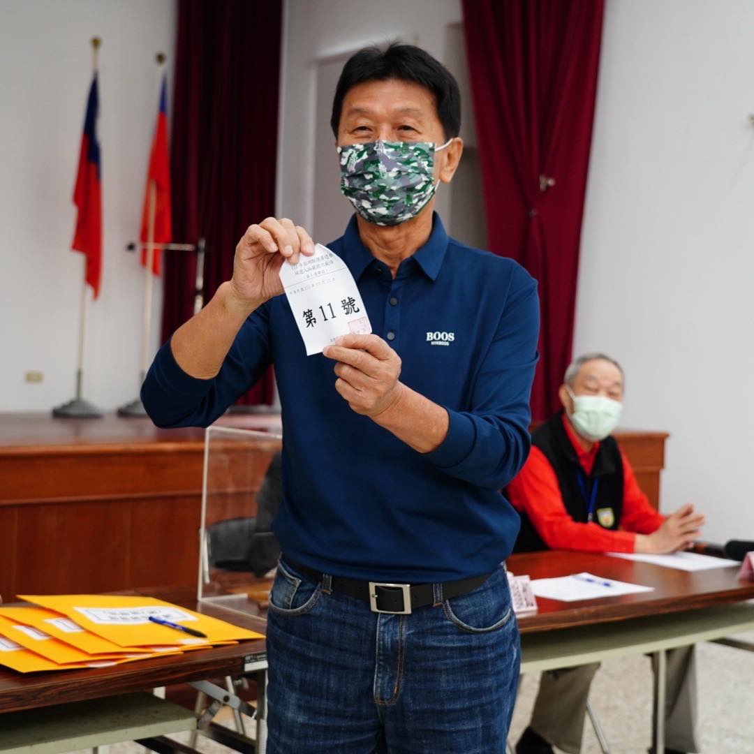 胡松榮