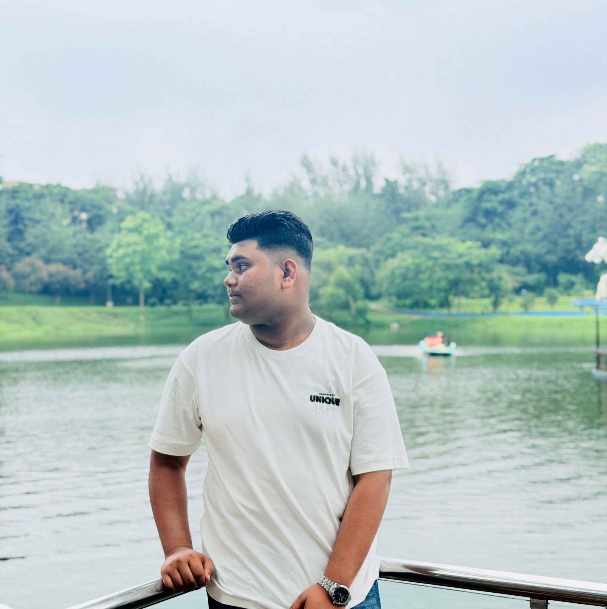 Just me, no extra drama. 🤍🙌 | Sajjat Molla Saymon