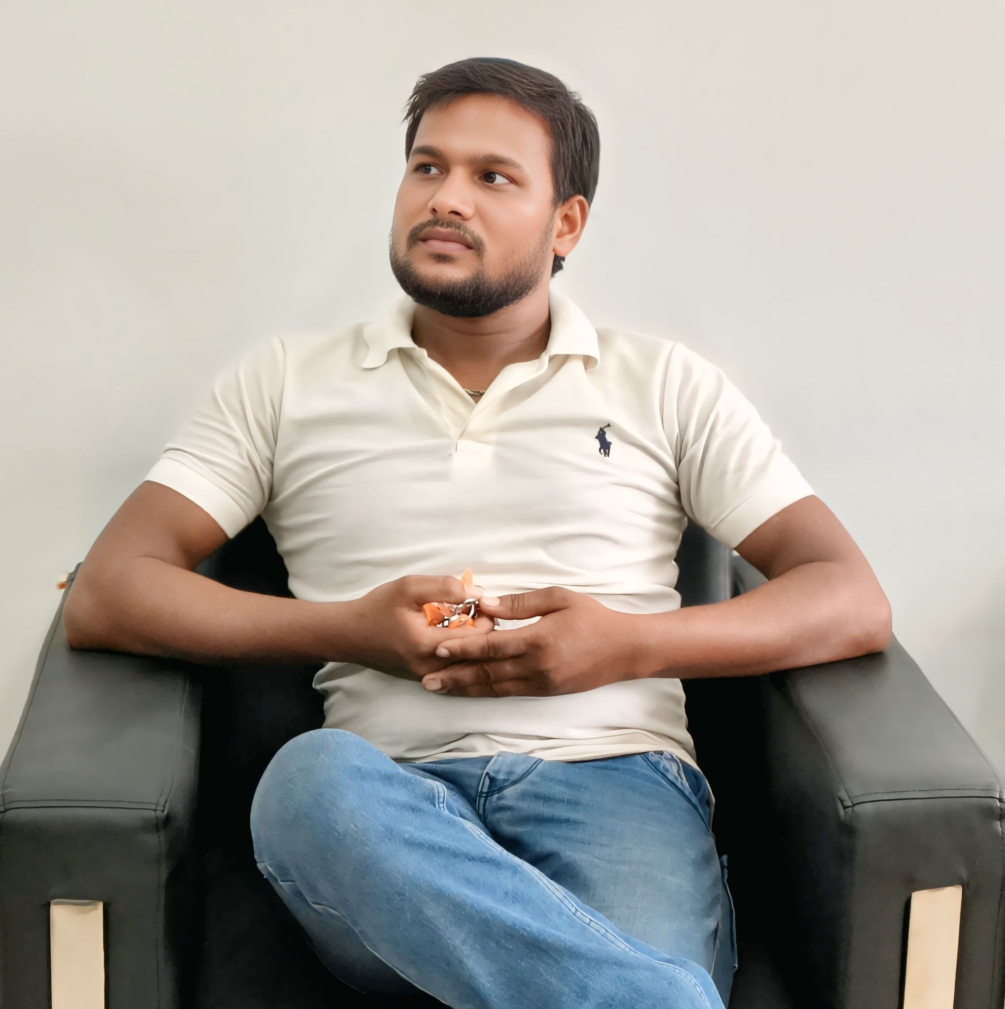 Raj Avdhesh