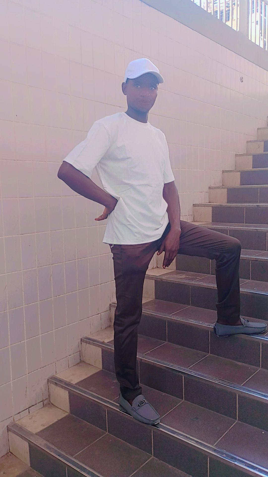 Who’s this between my pranks😂💔🤝 #kenyancharliechaplin #usa # ...