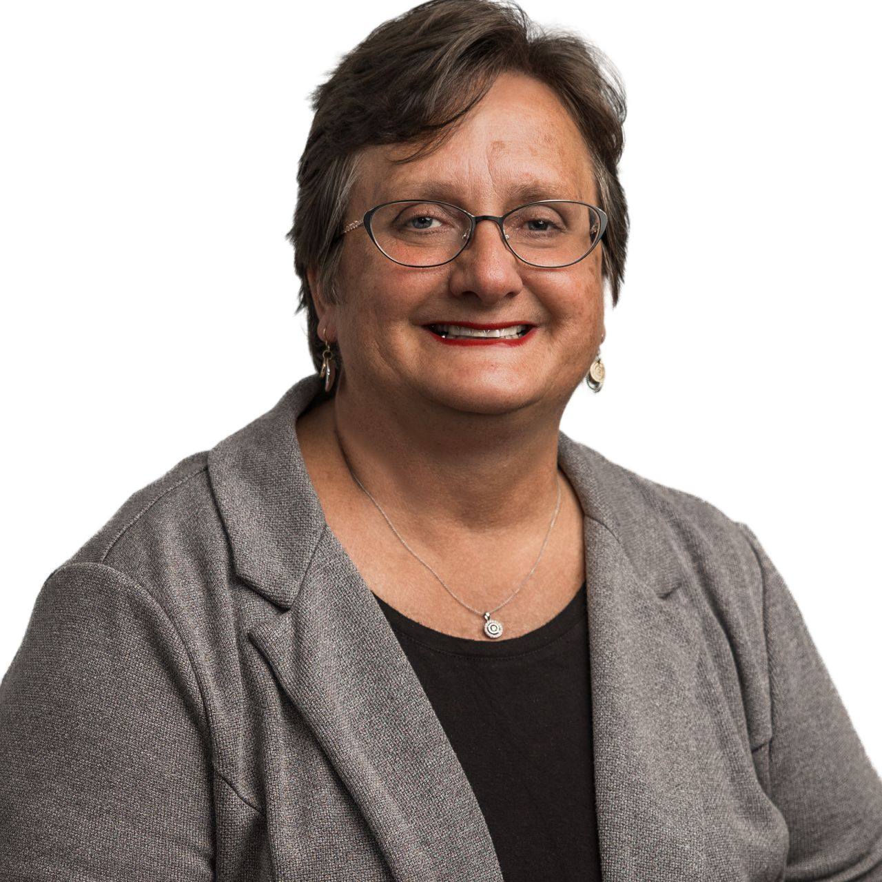 Robin Perrine, Associate Broker/Realtor, RE/MAX Lifestyle Realty