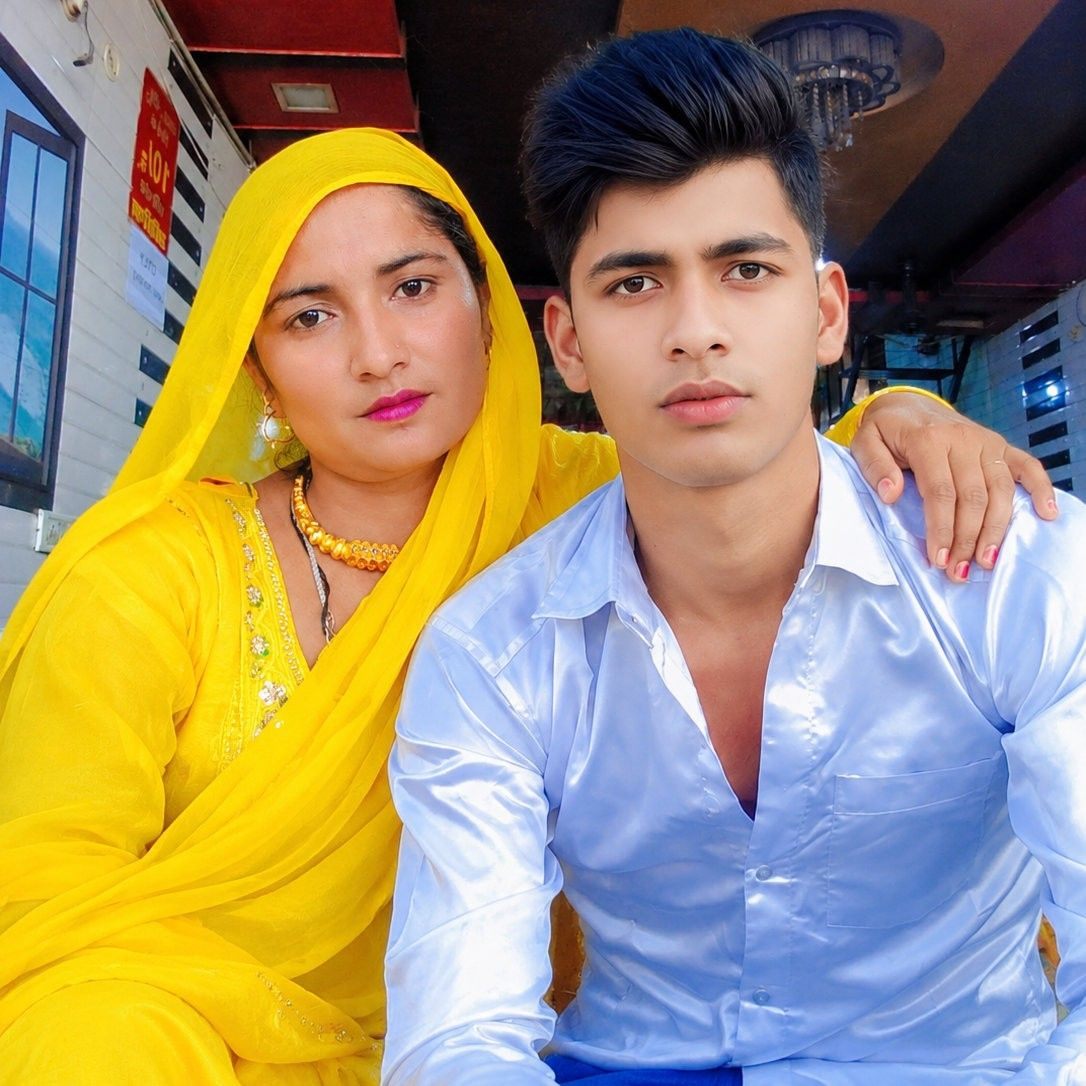 ayan-abbasi-sagun-rawat-trendingreelsvideo-viralv-deos-popularvideo