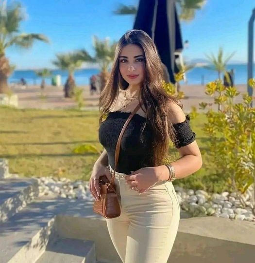 Pyaari aunty