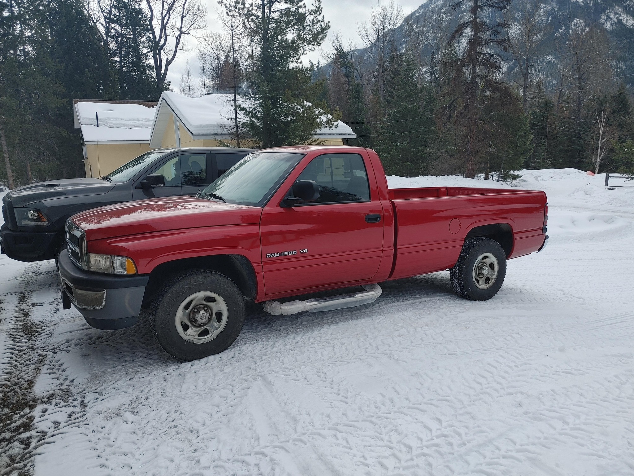 CRANBROOK, BC 🇨🇦 | Is there a car junk yard that you can go to, for ...