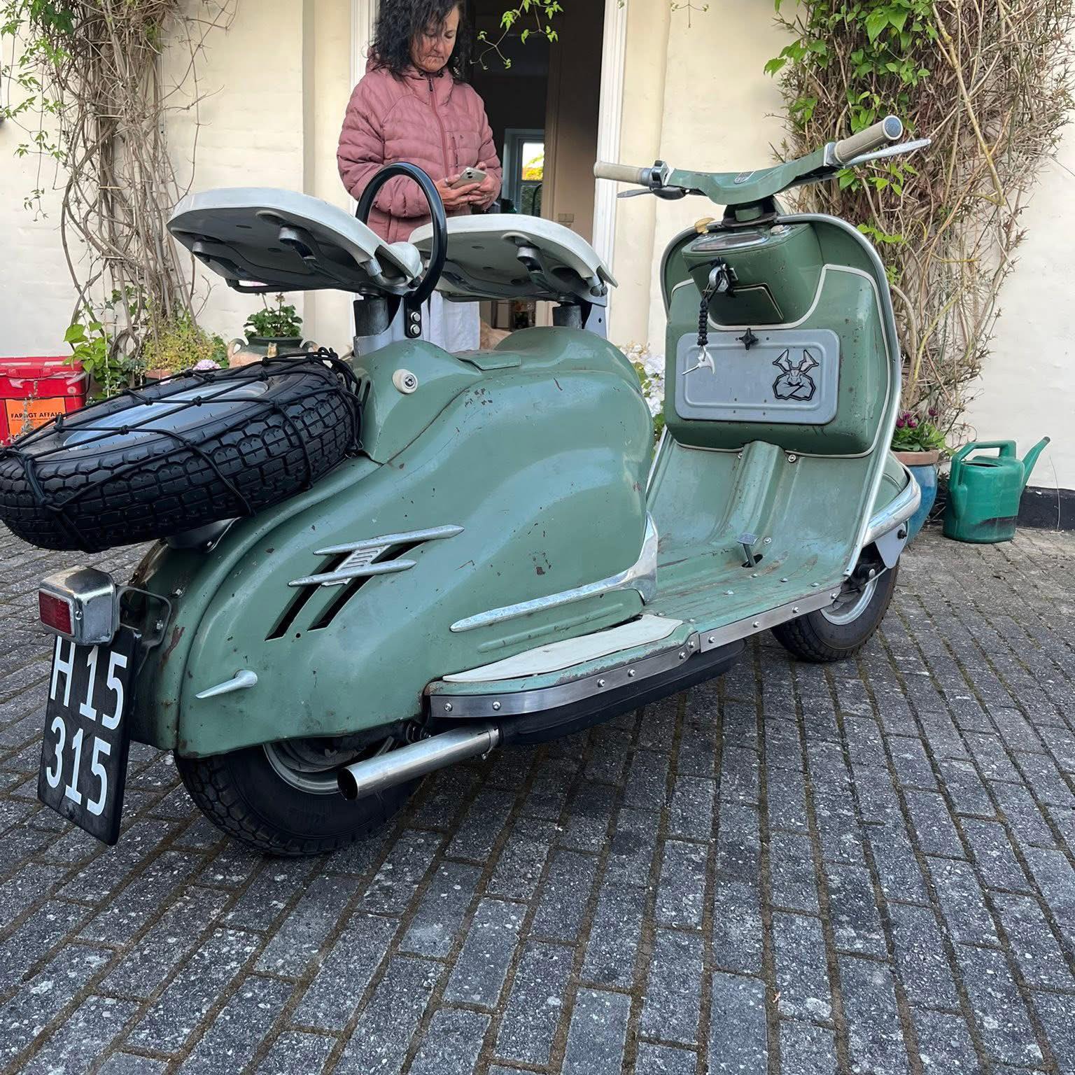 Renault Agriculture Uk | Looking for a TCE 10 hydraulic control unit ...