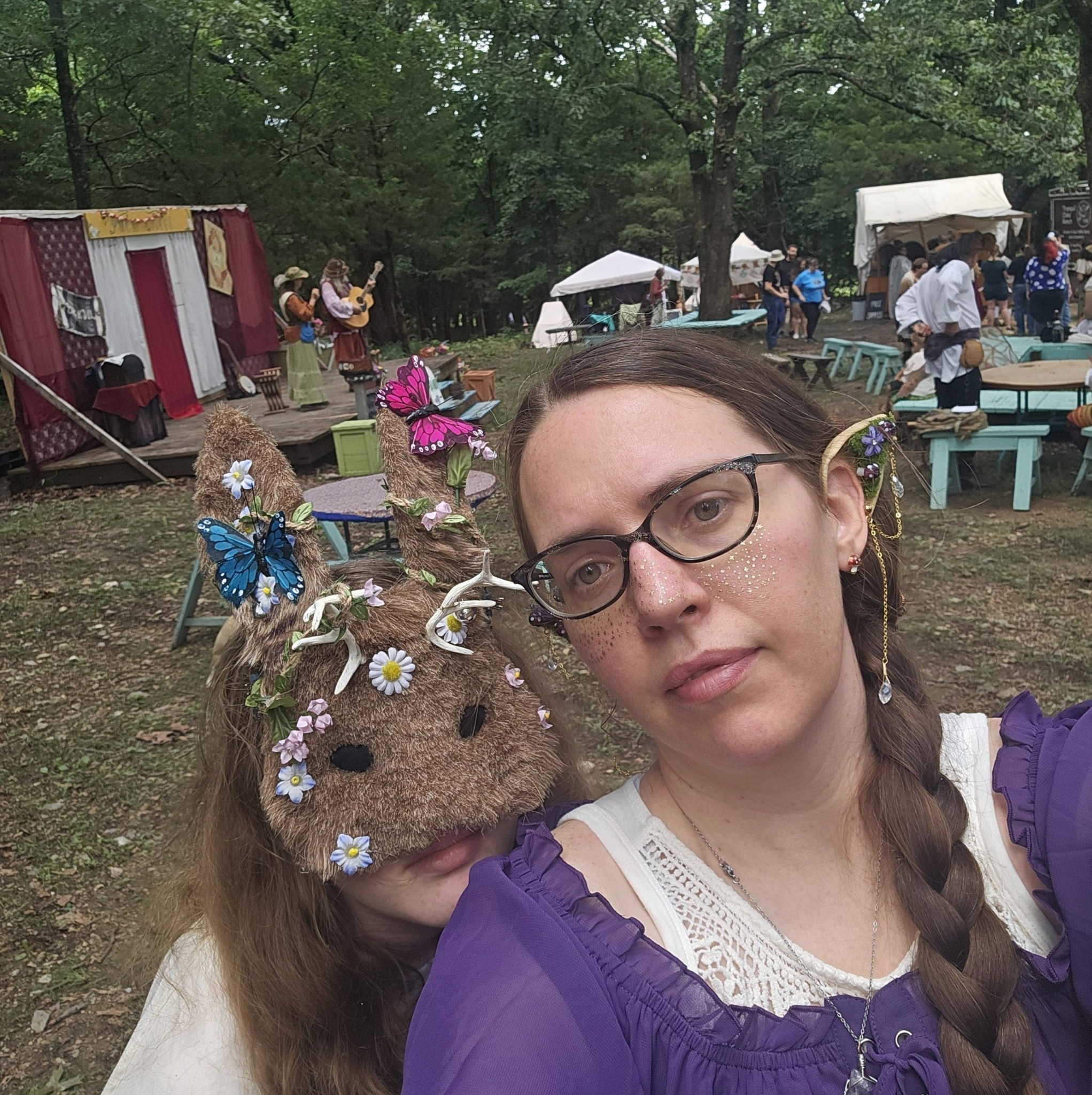 HermitCraft | FYI for those who can't equip aurora cape in java right ...