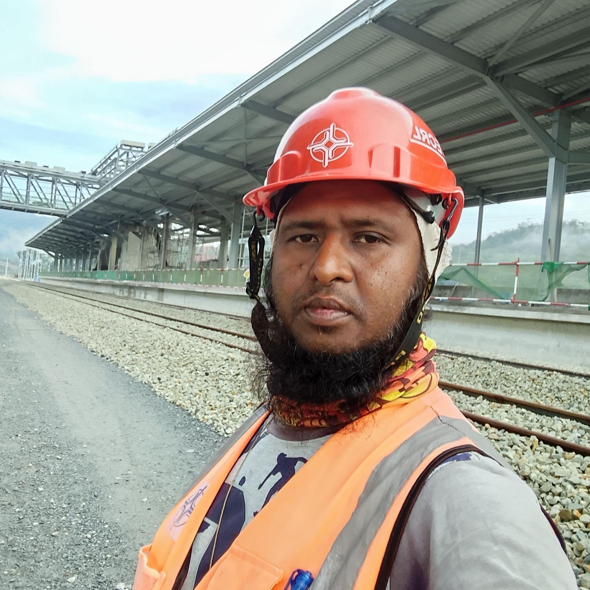 Md - আমি আরো বহু আগে এক পোষ্টে বলেছিলাম জেলের ভিতর খালেদা জিয়ার শরীরে ...