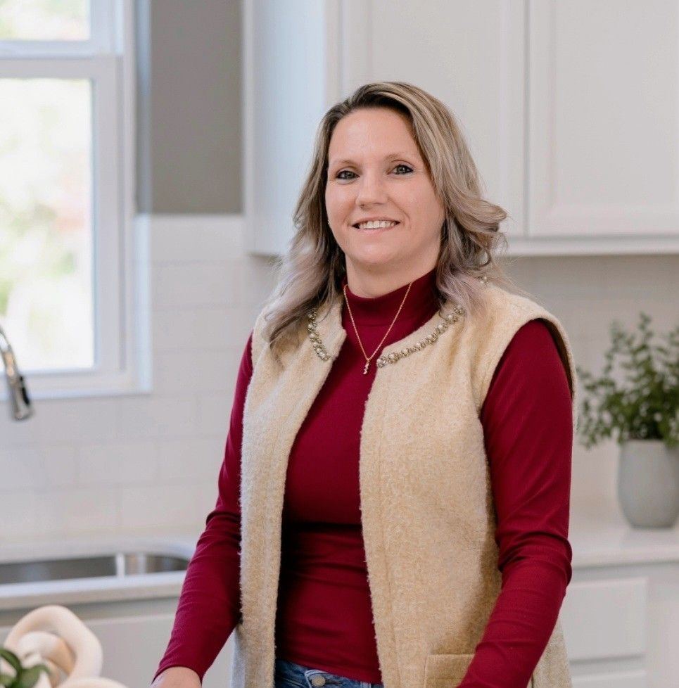 Deanndra Mason Residential and Commercial Real Estate Agent | Louisville KY