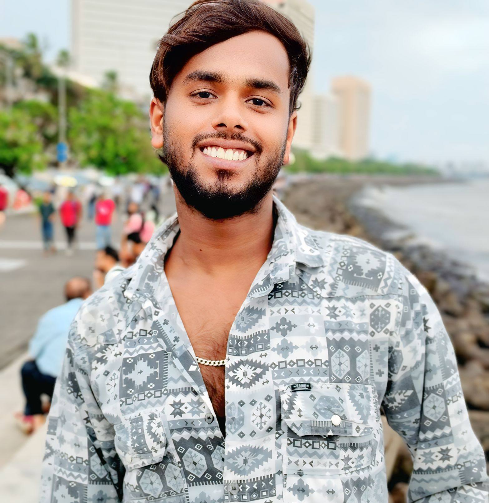 singer vinit bedardi