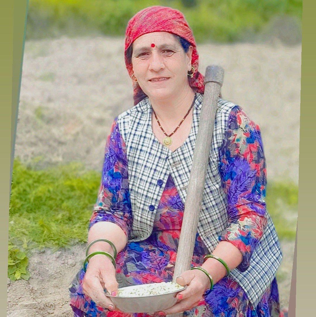शौज का महीना भी जाने वाला है और ये मौसम साफ होने का नाम ही नहीं ले रहा ...