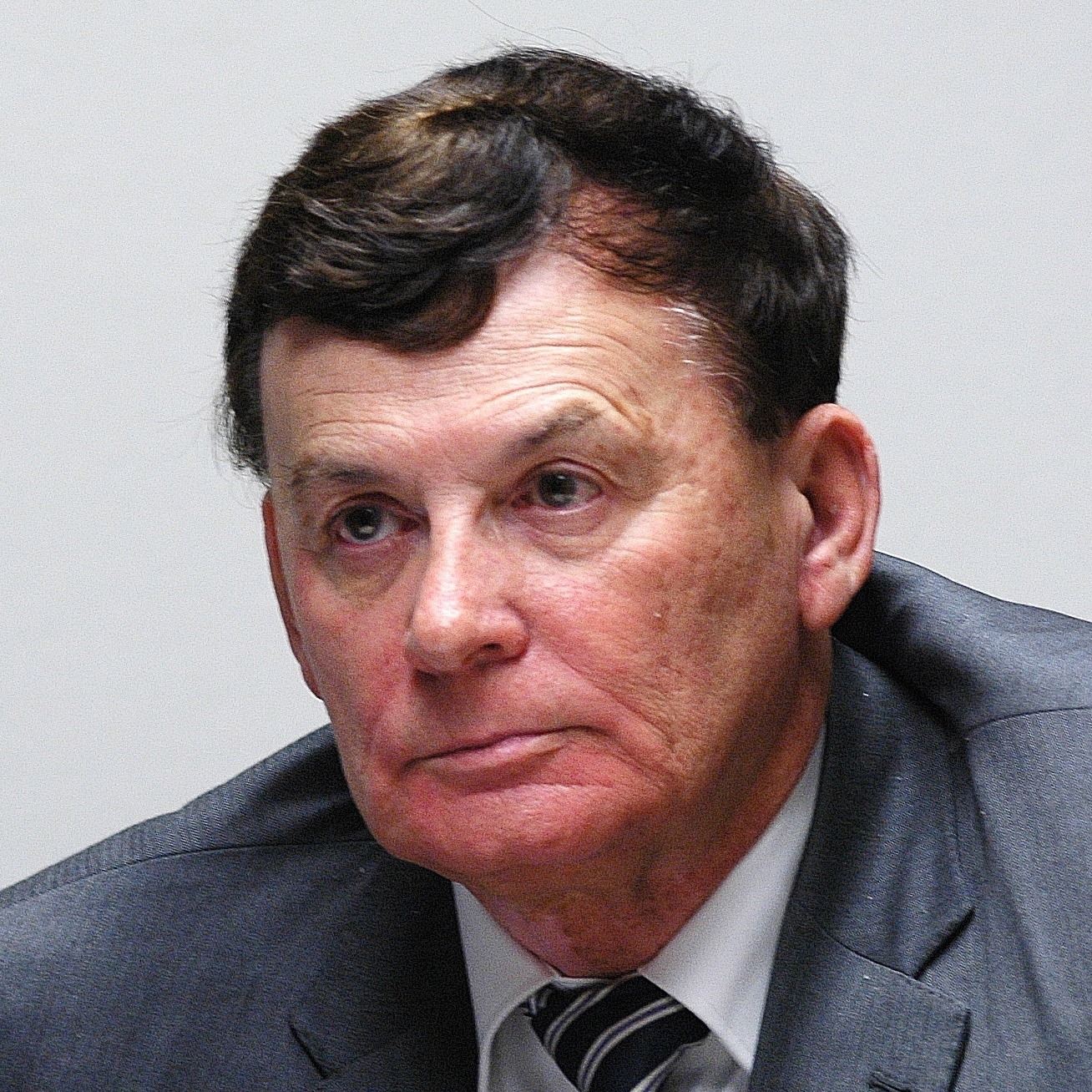 Resign David Stringer