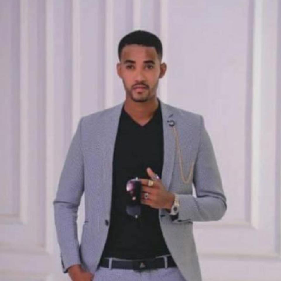 Yuusuf Galmax | Facebook
