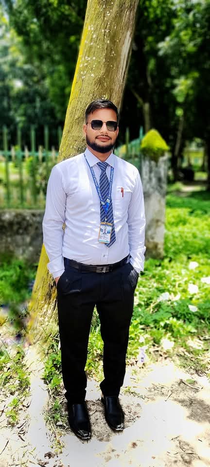 Momin Khan