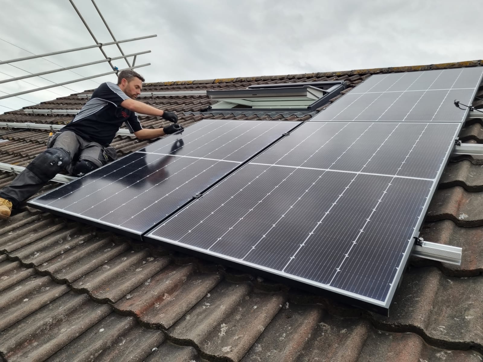 PM Electrical and PM Solar and Battery Solutions