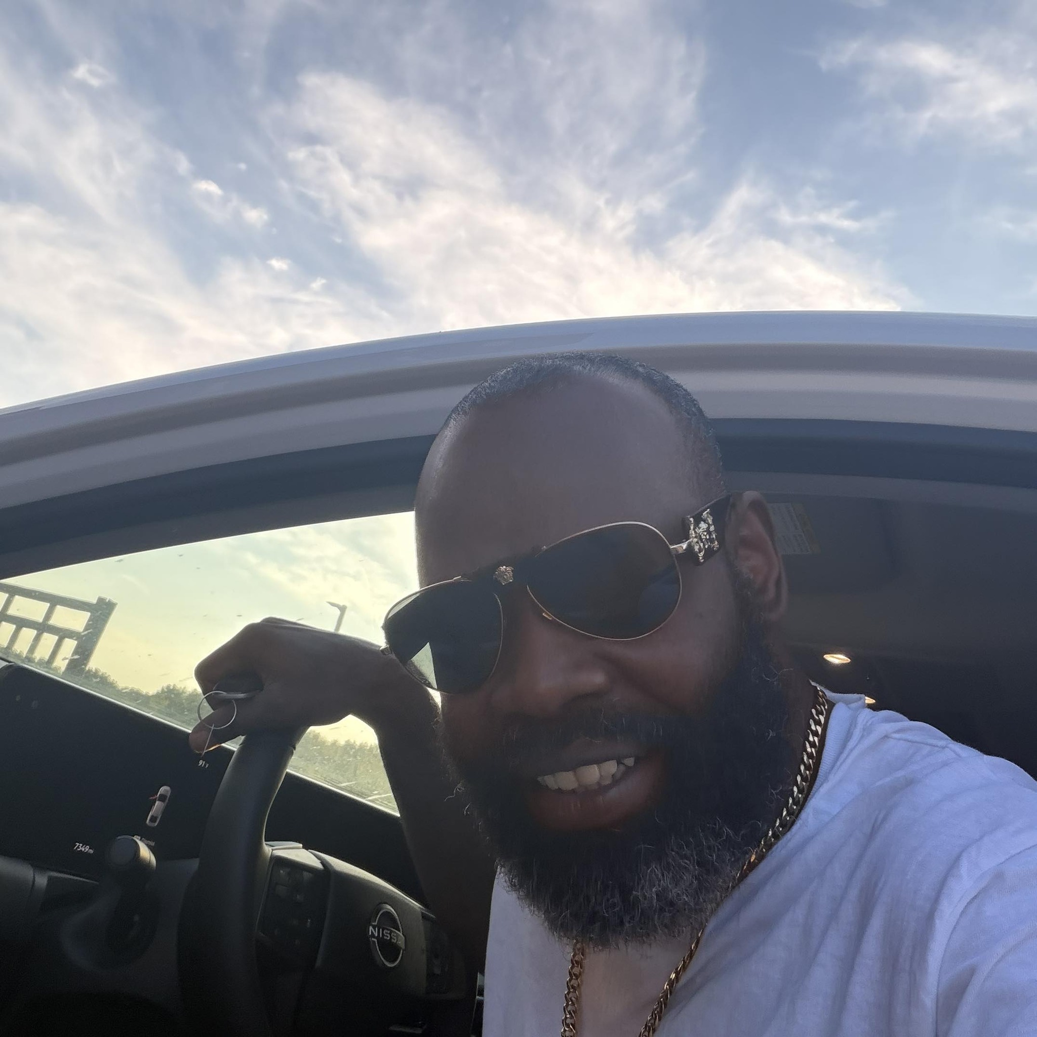 Want to Make $16K–$20K a Month With a Box Truck? 🚛💰 Stop playing small ...