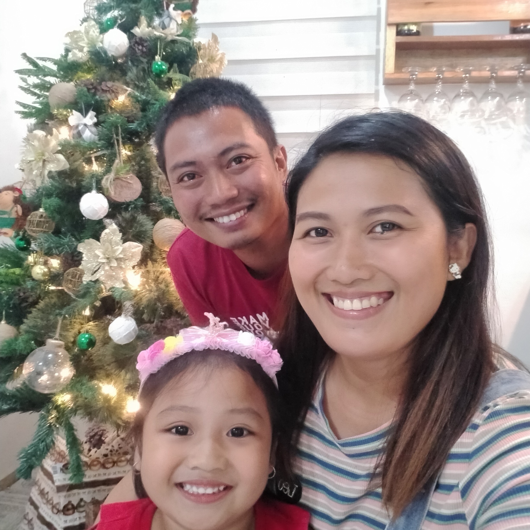 Naabtan ko nga gina level gid ni raffy kag jonas ang paving blocks ...