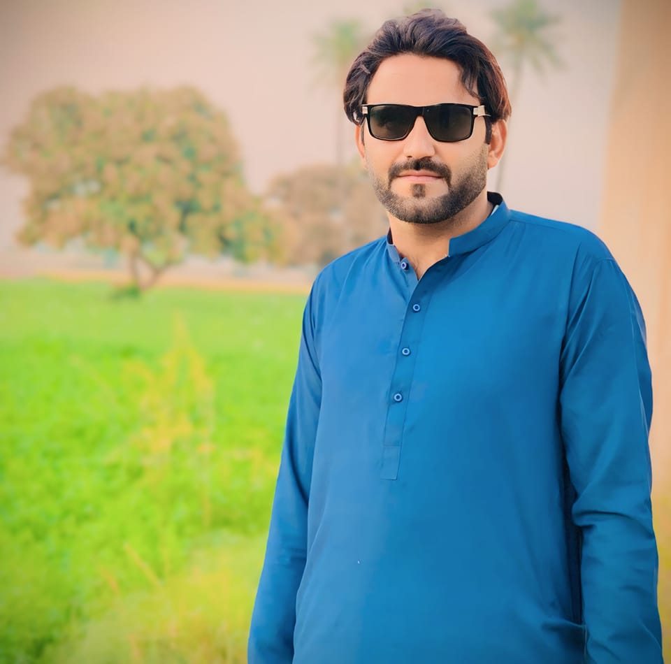 Raees Malik page