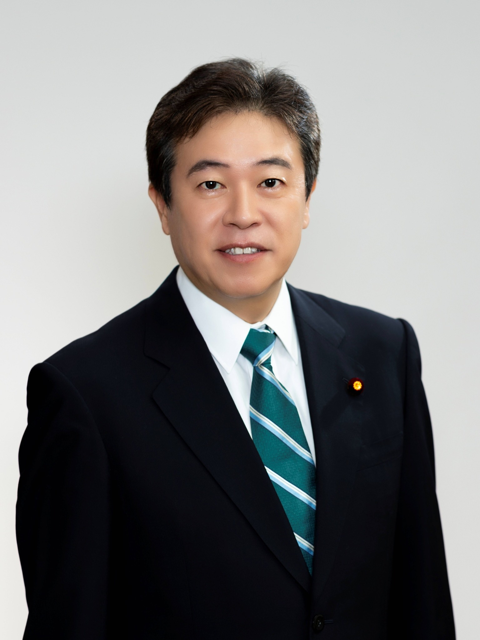 鶴 保 庸介