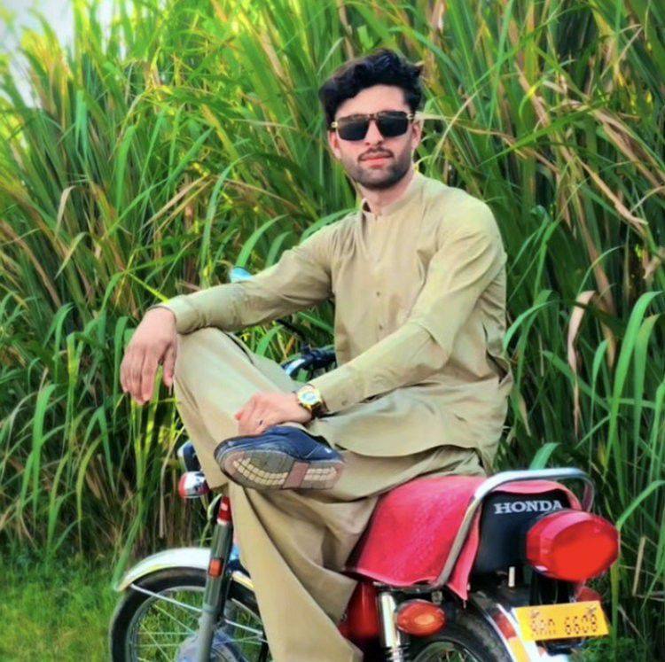 Sheno Pathan on Reels