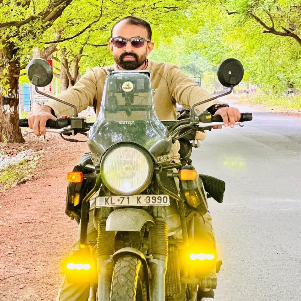 Muneer Muneer C