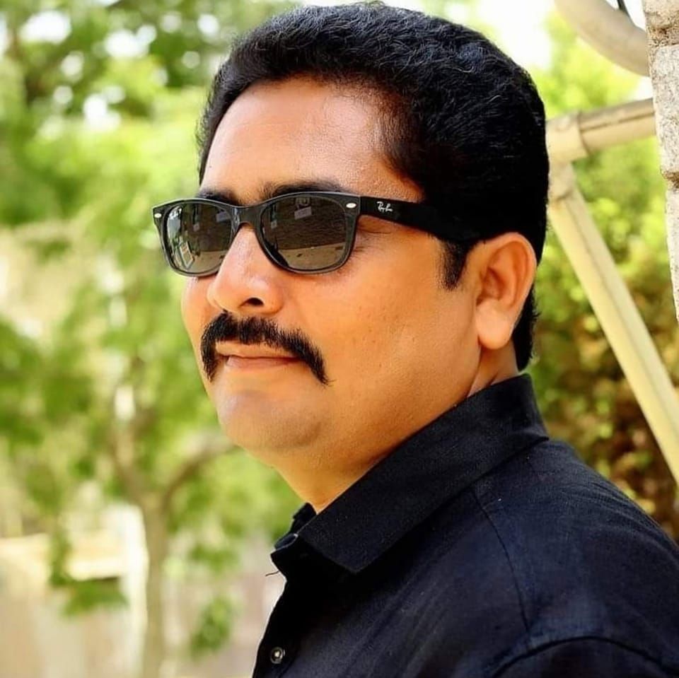 చౌదరి గారి కోడి పుంజులు