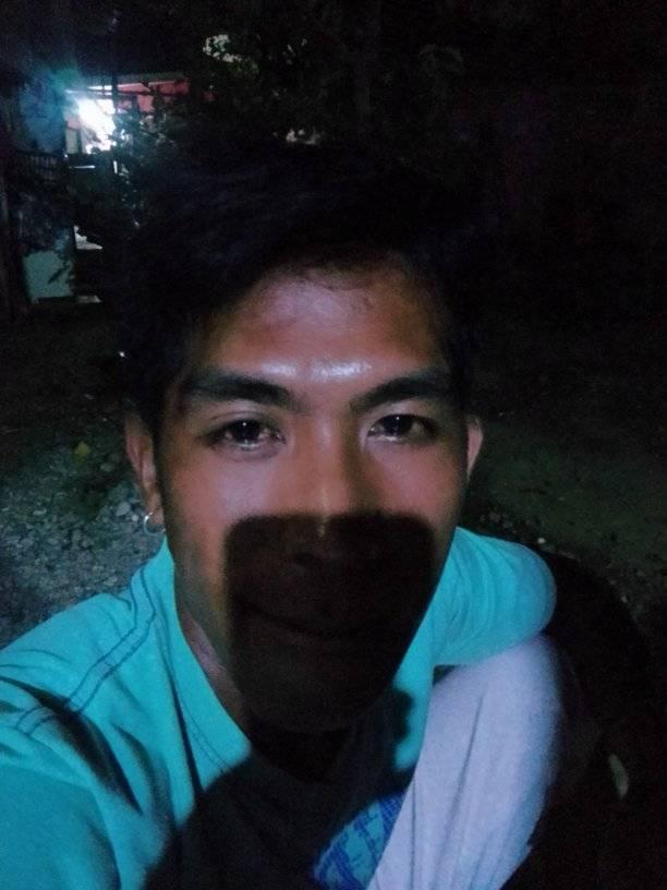Cute ni manong guard rene😊 | Justine Bucog