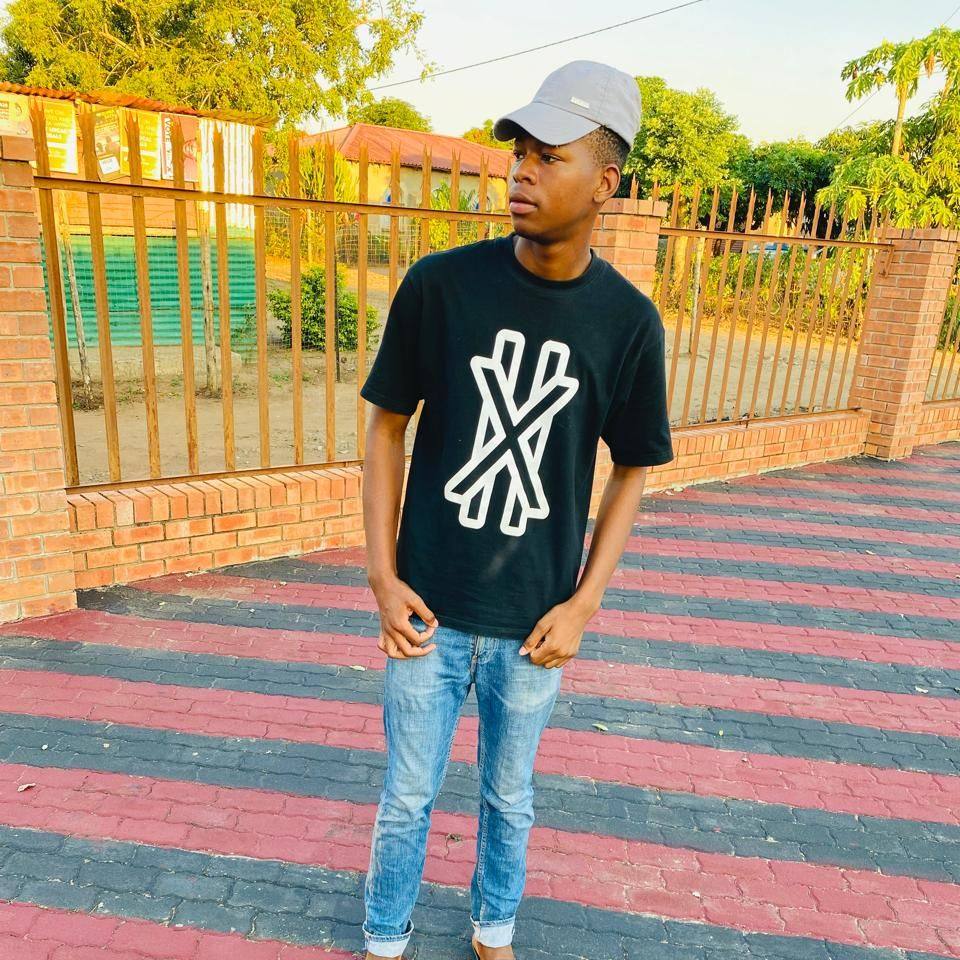 Thee Ivyson Vuyoh