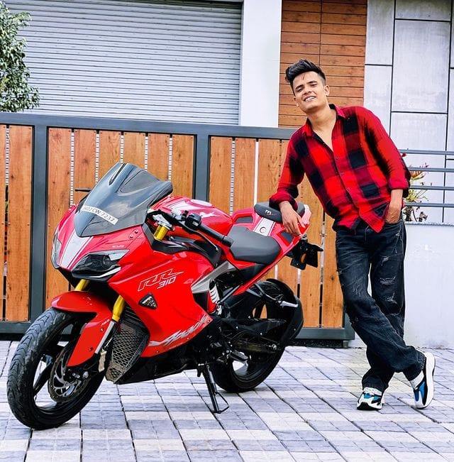 Raja Dc Vlogs