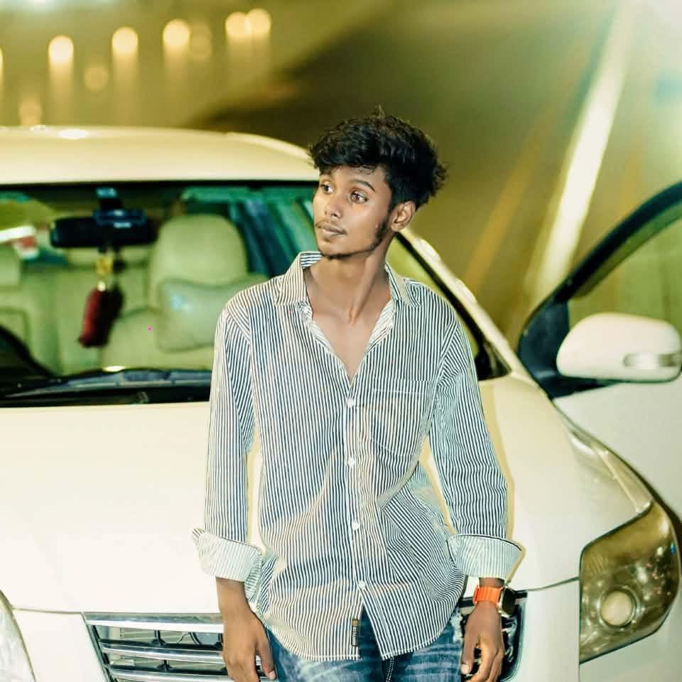 হাল ছেড়ে দিয়েছি বহু আগেই, তবে গোপনে খোজ রাখা টা মনের অভ্যাস.! 🫠 ️‍🩹 ...