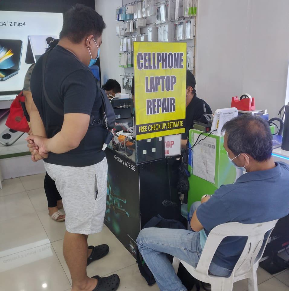 mobile world megamall cellphone and laptop repair | General Trias