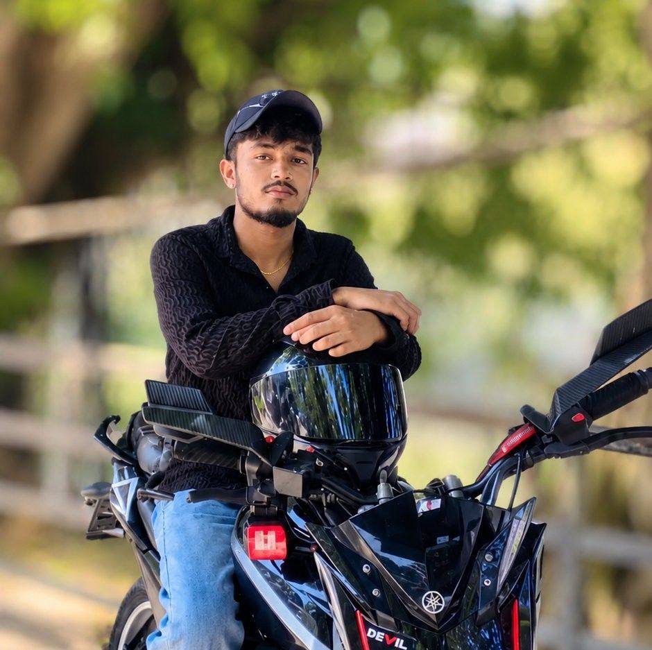 Dimuthu Mahesh