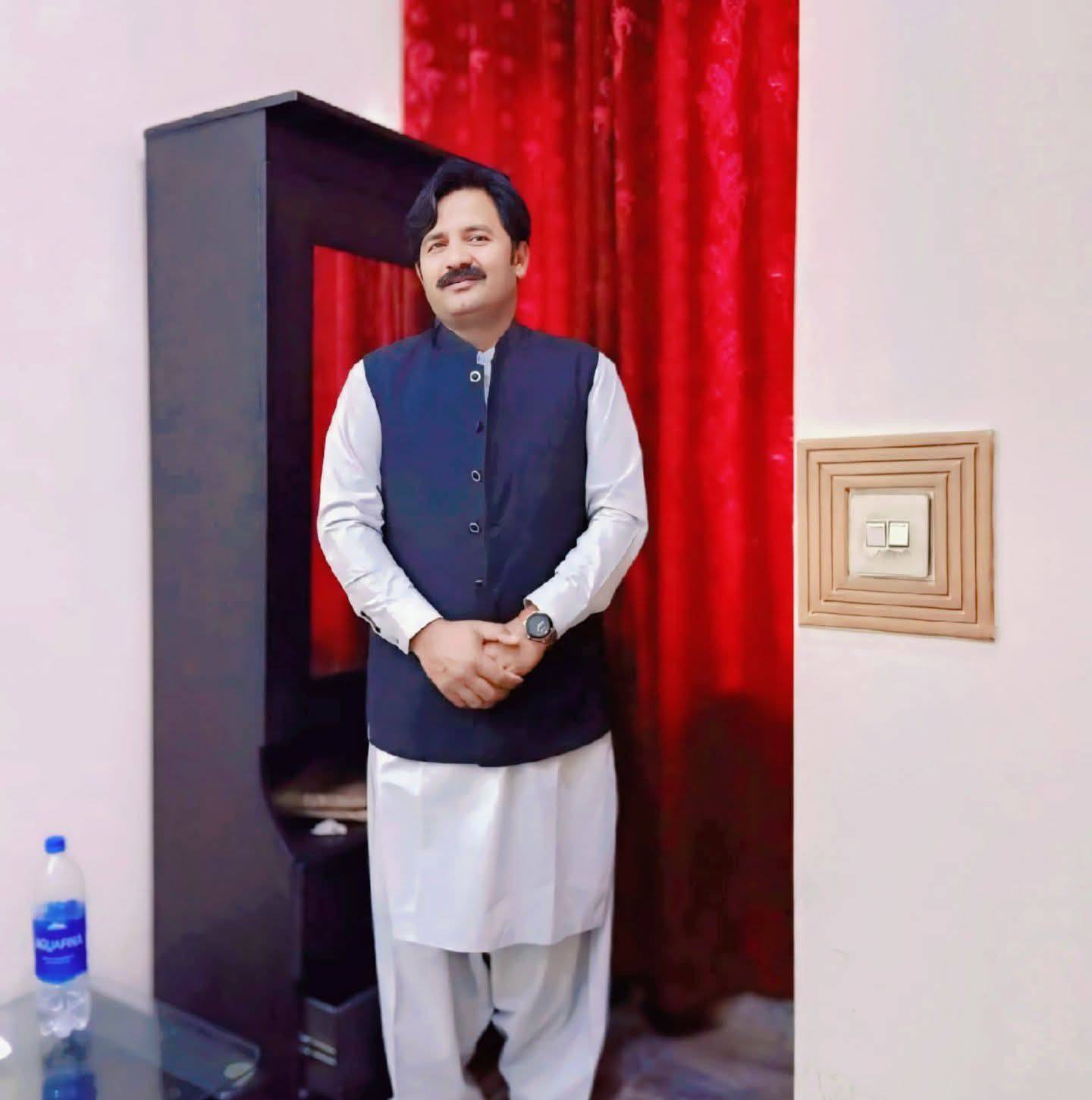 چیف آف اونڑ سردار جام اعظم اونڑ کی اپنے بھائی سردار جام احسن اونڑ ...