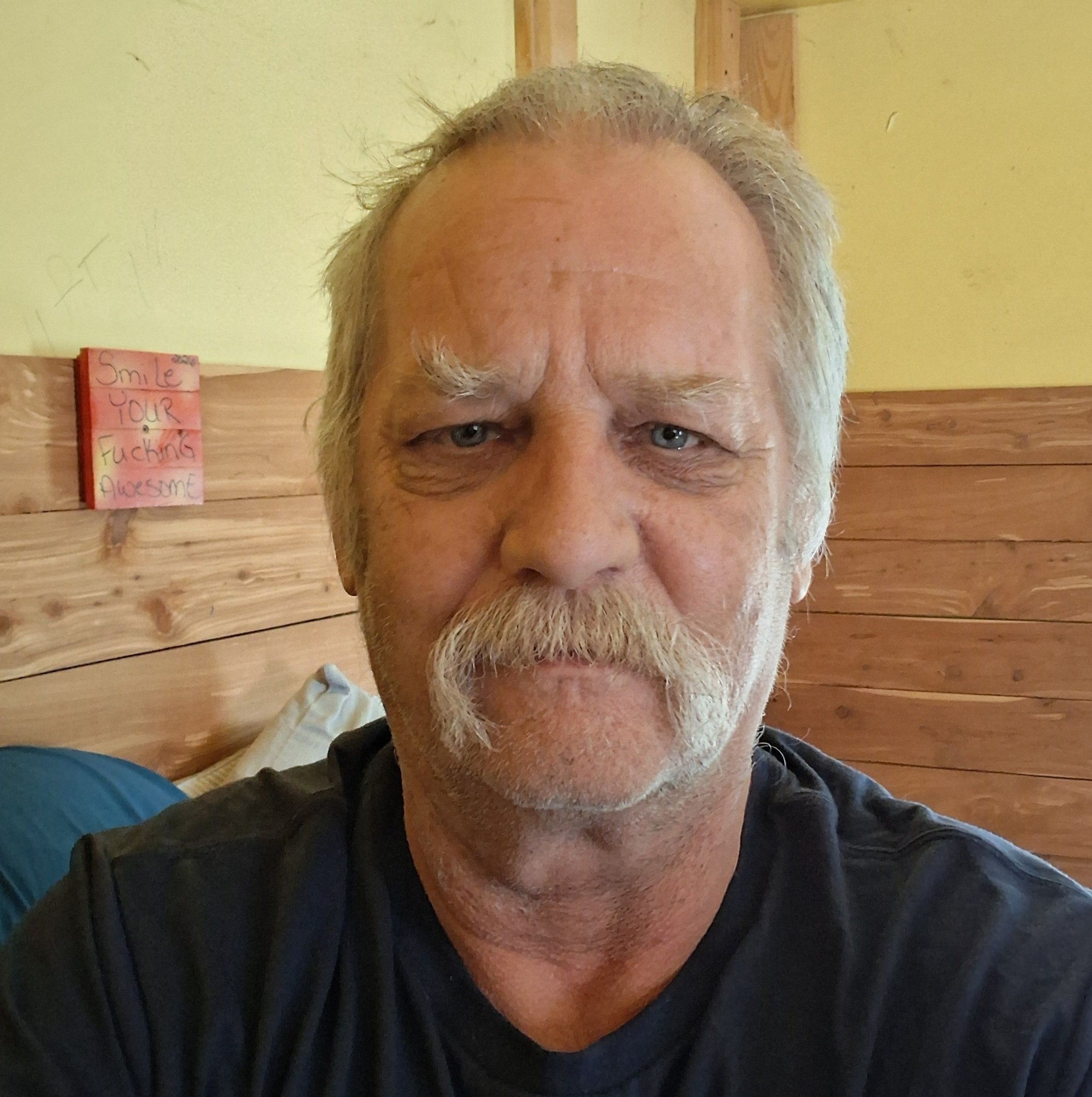Hi everyone, My name is Fang I'm 43 year old. | Facebook