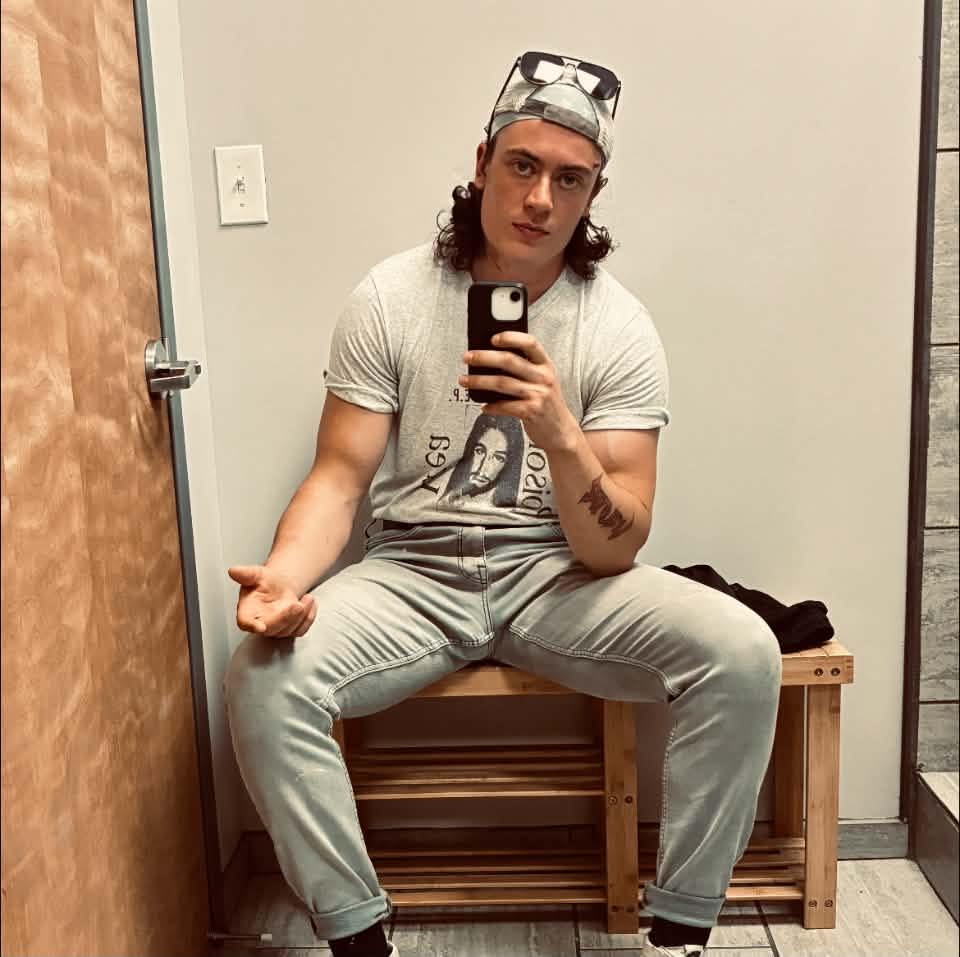 Riley Wallace